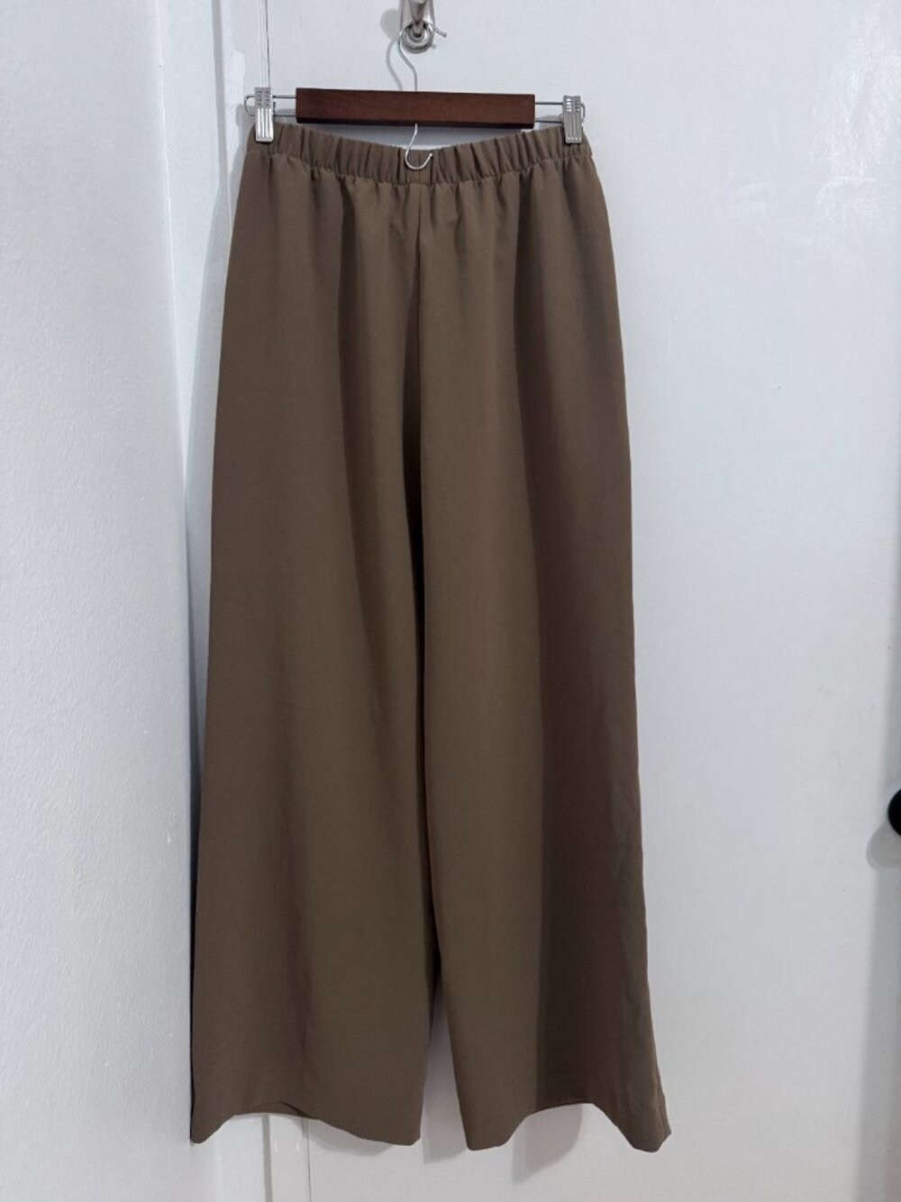 Aritzia WILFRED The Lodge Pant - Crepette | Folio Brow | Size S | NWOT - Picture 6 of 6